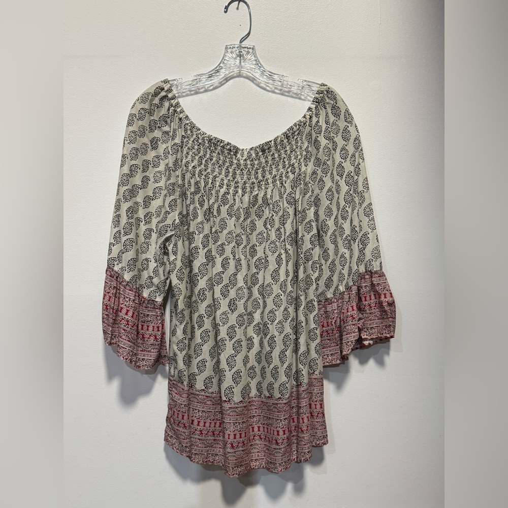 BeachLunchLounge 1X Pullover Smocked Top Trumpet Sleeve Plus Size Off Shoulder